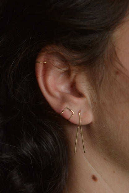 Earring Dottie Round