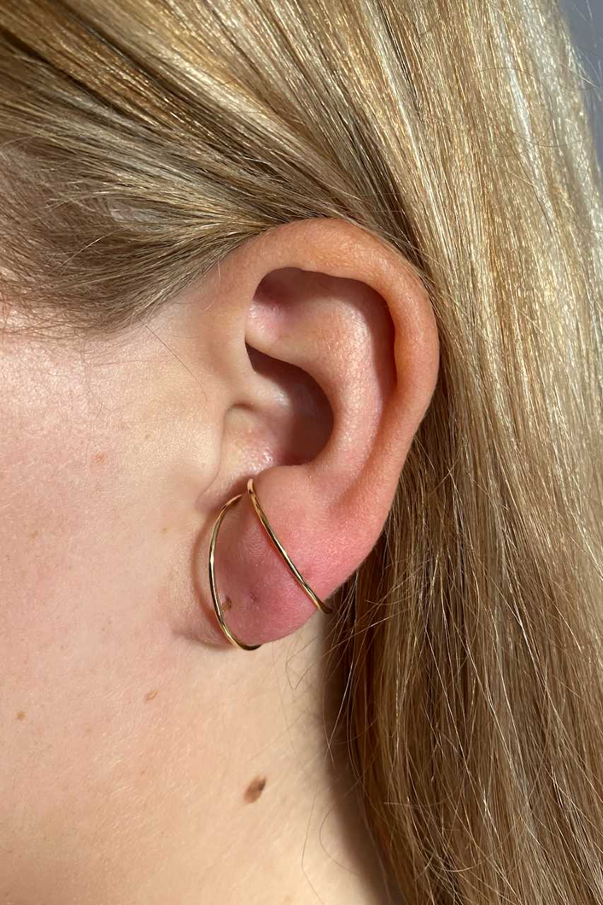 Earring Archi | The sturdy ear hugger