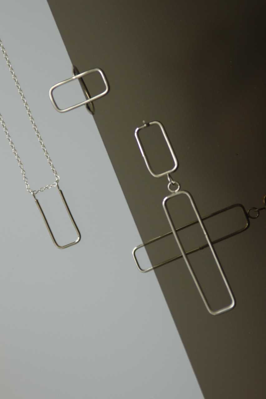 Earring Archi | The sturdy ear hugger