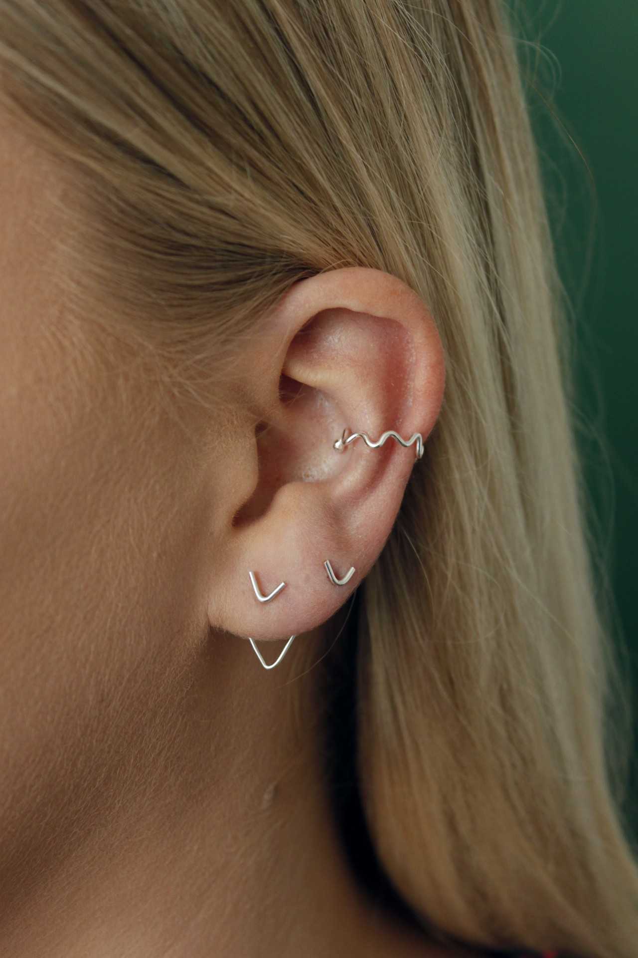 Earcuff Wobble | gemütliches Silber