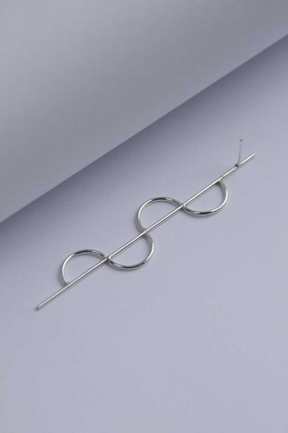 Earring Stream | Streamlined eye-catcher