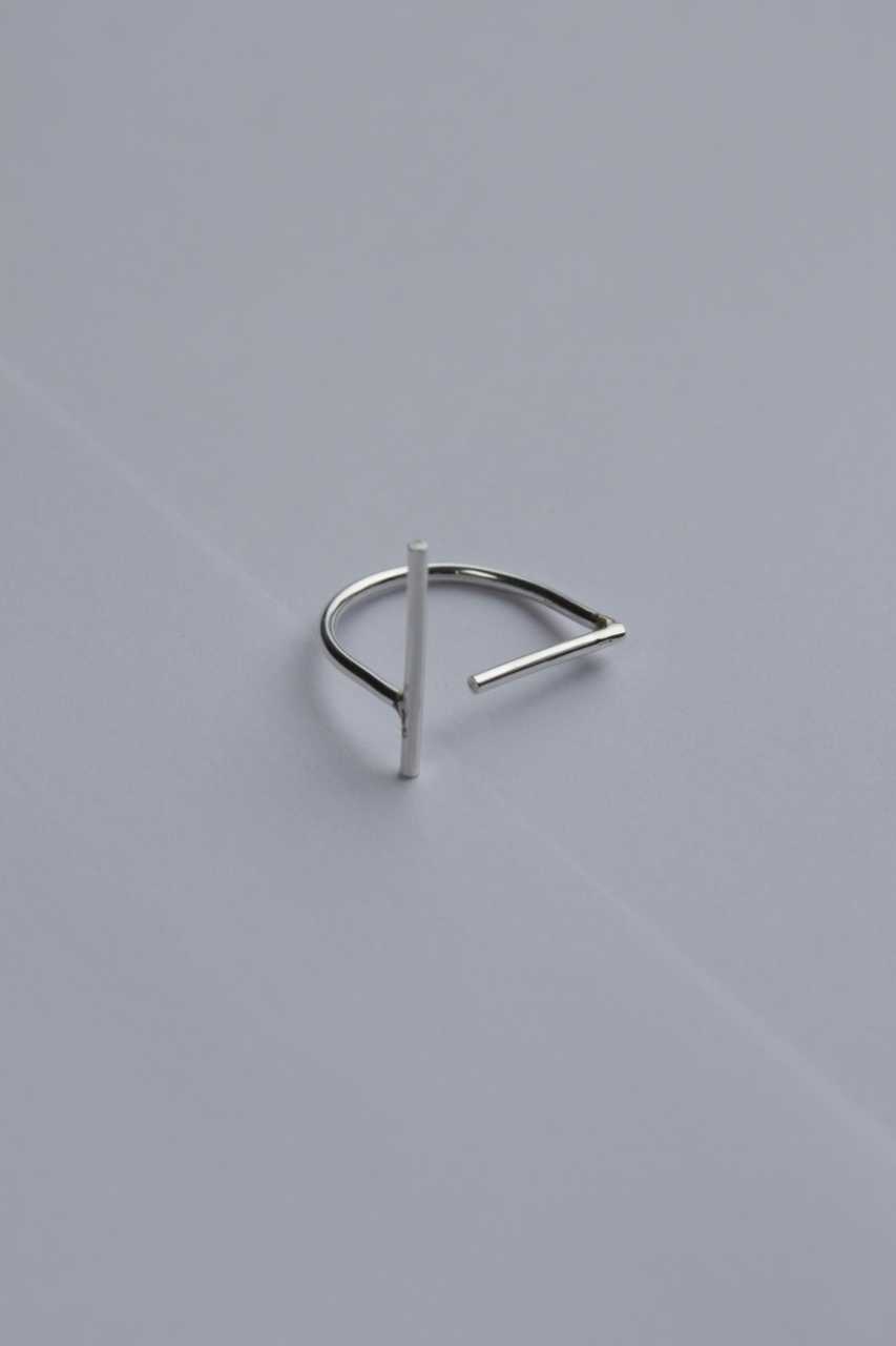 Ring Minimal | Minimalist inclusivity